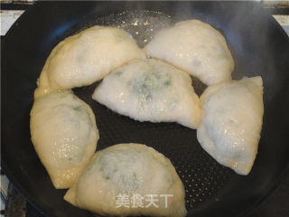 水煎韭菜盒子的做法步骤：3