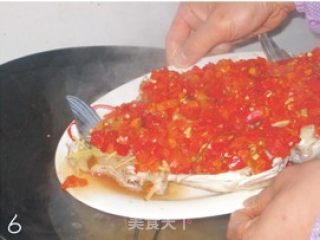 剁椒鱼头的做法步骤：3