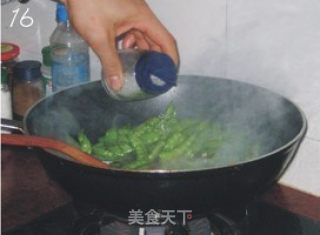 荷兰豆炒八爪鱼的做法步骤：3