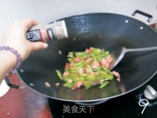 火腿炒四季豆的做法步骤：3