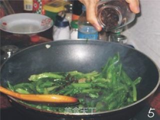 豆豉油麦菜的做法步骤：3