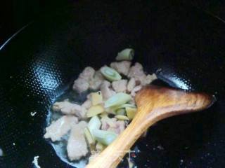 香菇苔菜炒肉的做法步骤：4