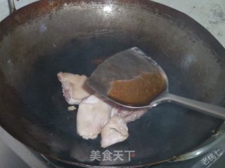 【老桃七厨房】丰富的胶原蛋白 冰糖猪蹄的做法步骤：2