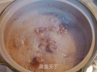 【老桃七厨房】丰富的胶原蛋白 冰糖猪蹄的做法步骤：2