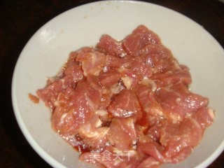肉片炒春笋的做法步骤：2