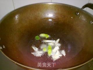【西葫芦炒牛肉】的做法步骤：2