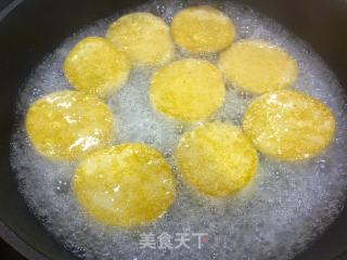 适合女人的素鸡新吃法——酒酿烧素鸡的做法步骤：3
