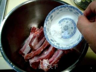 叉烧排骨的做法步骤：2