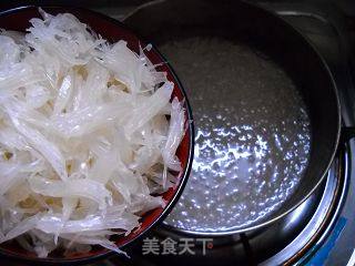 文旦鲜梨饮的做法步骤：4