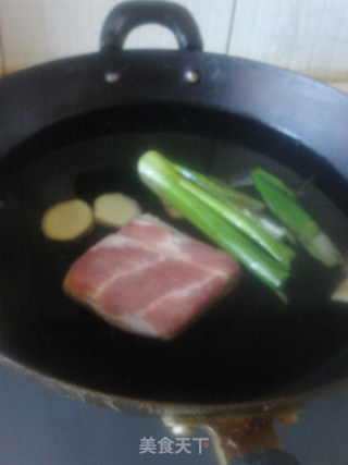 脆皮烧肉----经验与教训总结帖的做法步骤：4
