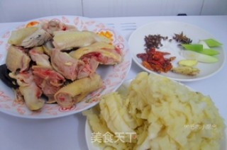 【酸香麻辣鸡煲】的做法步骤：2