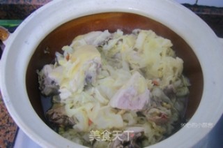 【酸香麻辣鸡煲】的做法步骤：2
