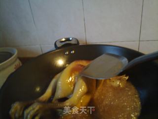 三杯鸡的做法步骤：2