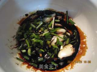 改良版——蒜泥白肉的做法步骤：2
