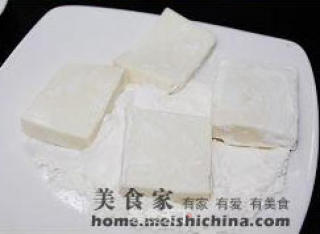 梅鱼干烧豆腐的做法步骤：3
