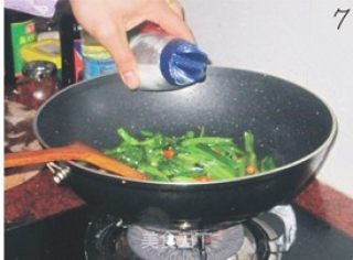芥蓝炒腊肠的做法步骤：3