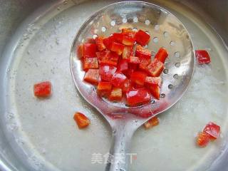 土豆鲜蘑沙拉的做法步骤：2