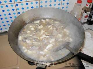 肉糜蘑菇豆腐汤的做法步骤：3