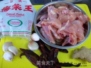 家常菜肴@@梅菜辣子鸡的做法步骤：2