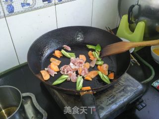 不用过油----------干锅土豆片的做法步骤：2