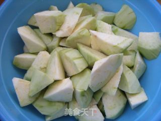 睿睿家经典菜菜------烧茄子的做法步骤：2