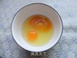 韭菜炒鸡蛋的做法步骤：2
