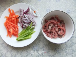三丝牛肉的做法步骤：2