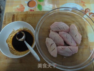 蜜汁烤翅的做法步骤：2