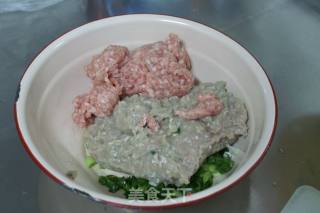 鲮鱼肉饼的做法步骤：2