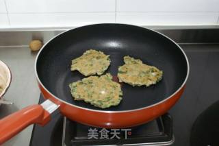 鲮鱼肉饼的做法步骤：2