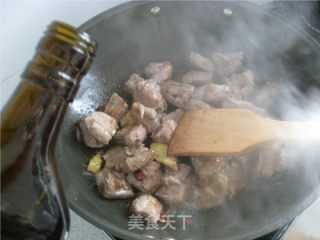 糖醋排骨的做法步骤：2