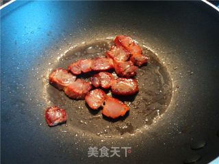 叉烧炒菜心的做法步骤：2