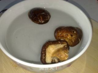 蜜汁烤麸的做法步骤：3