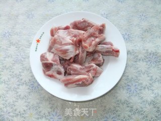 红烧排骨的做法步骤：2