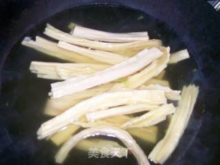 菠菜拌腐竹的做法步骤：2