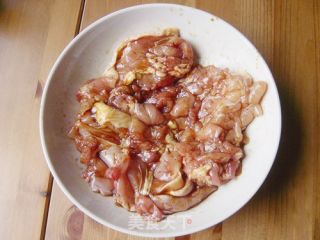 美味浇汁鸡腿的做法步骤：2