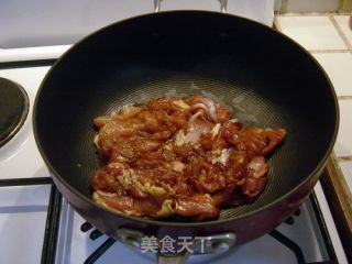 美味浇汁鸡腿的做法步骤：2