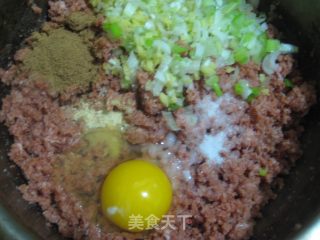 水煎包的做法步骤：2