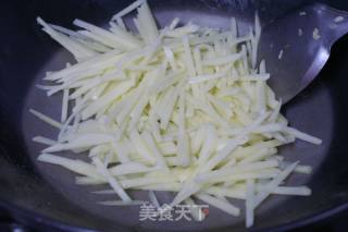 醋溜土豆丝的做法步骤：2
