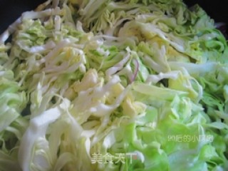 【十五分钟酸腌菜】的做法步骤：2