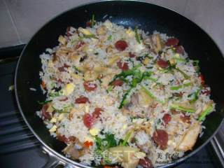 家常炒饭@@特色咸鸡炒饭的做法步骤：5