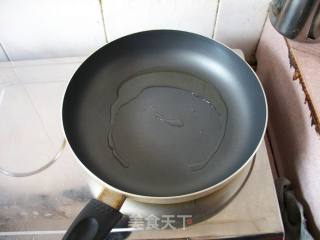 土豆烧排骨的做法步骤：2