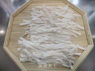 豆角面的做法步骤：2