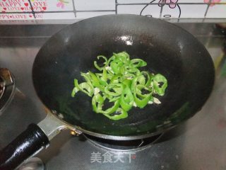 小炒肉的做法步骤：2