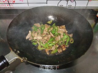 小炒肉的做法步骤：2