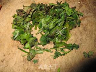 白菜炒腊肠的做法步骤：2