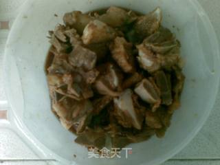 糖醋排骨的做法步骤：3