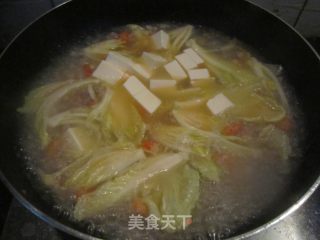 菜芯豆腐汤的做法步骤：2