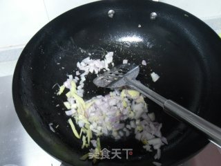 椒盐皮皮虾的做法步骤：2
