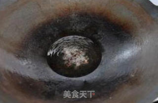 大蒜炒黑鱼片的做法步骤：3